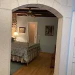 Apartment Sweet Dreams *