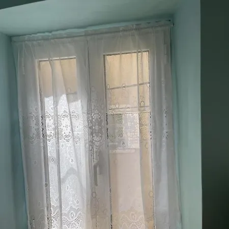 Apartment Sweet Dreams *